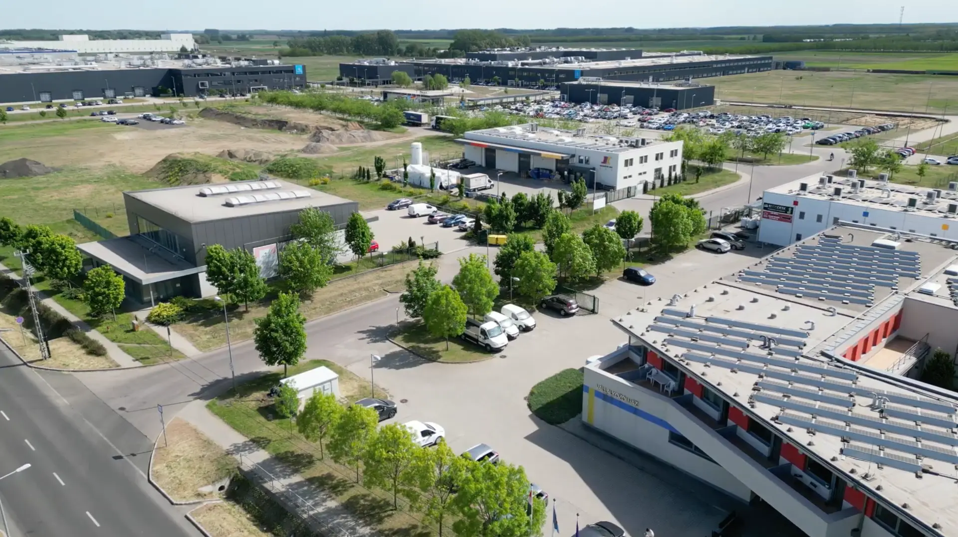 Jászfényszaru Ipari Centrum légi felvételen
